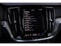 Volvo V60 2.0 T6 Plug-in hybrid AWD Plus Bright | Adaptieve Cruise Control | Trekhaak | Harman & Kardon | Stoel + stuurverwarming |
