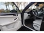 Porsche Macan 3.0 D S Aut. | Stoelventilatie | Lederen Dashboard | Dealeronderhouden | Trekhaak | Sportstoelen | 155DKM | NAP |