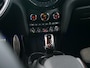 MINI John Cooper Works Mini 2.0 Chili 232 Pk Automaat DAB / Navigatie / 18 inch / Camera / Winterpakket