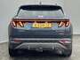 Hyundai Tucson 1.6 T-GDI PHEV Premium 4WD / Vaste Trekhaak 13-polig (Trekgewicht 1.350kg) / Stuur- en Stoelverwarming / Stoelverkoeling / Adaptieve Cruise Control / 360° Camera / Climate Control / Navigatie full map / Apple Carplay & Android Auto / Elektrisch Verstelbare Voorstoelen met geheugenset Bestuurdersstoel / Keyless Entry & Start / Elektrische Achterklep