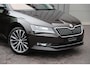 Skoda Superb Combi 2.0 TSI 4x4 Laurin & Klement | 280PK | DCC | Keyless-go | Memory | Sfeerverlichting | Stoelkoeling | Canton audio | Dynamic-light | ACC | NL-Auto | 2015.