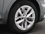Skoda Octavia Combi 1.4 TSI iV PHEV Business Edition 204PK DSG SOH 92%, Matrix LED-Verlichting, Achteruitrijcamera, Navi via Apple Carplay/Android Auto, Stoel-Stuurverwarming, Voorruitverwarming, Cruise Controle, 17" LM Velgen