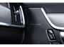 Volvo V90 Cross Country B5 AWD Pro | PANORAMADAK | LEDER | Trekhaak | harman/kardon