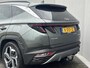 Hyundai Tucson 1.6 T-GDI PHEV Premium 4WD / Vaste Trekhaak 13-polig (Trekgewicht 1.350kg) / Stuur- en Stoelverwarming / Stoelverkoeling / Adaptieve Cruise Control / 360° Camera / Climate Control / Navigatie full map / Apple Carplay & Android Auto / Elektrisch Verstelbare Voorstoelen met geheugenset Bestuurdersstoel / Keyless Entry & Start / Elektrische Achterklep