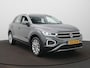 Volkswagen T-Roc 1.5 TSI Style / Camera / Clima / Side Assist