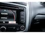 Volkswagen Polo 1.2 TSI Highline | Cruise control | Stoelverwarming | Parkeer hulp | Airco | Navigatie |