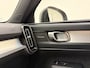 Volvo XC40 B4 211pk Plus Dark / Harman&Kardon / Elektr. Stoelen / 19'' + All Season / Elektr. Trekhaak / Noodreservewiel / Keyless / BLIS / ACC / Verw. Voorruit /