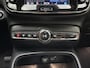 Volvo XC40 B4 211pk Plus Dark / Harman&Kardon / Elektr. Stoelen / 19'' + All Season / Elektr. Trekhaak / Noodreservewiel / Keyless / BLIS / ACC / Verw. Voorruit /