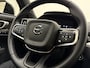 Volvo XC40 B4 211pk Plus Dark / Harman&Kardon / Elektr. Stoelen / 19'' + All Season / Elektr. Trekhaak / Noodreservewiel / Keyless / BLIS / ACC / Verw. Voorruit /