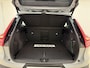 Volvo XC40 B4 211pk Plus Dark / Harman&Kardon / Elektr. Stoelen / 19'' + All Season / Elektr. Trekhaak / Noodreservewiel / Keyless / BLIS / ACC / Verw. Voorruit /