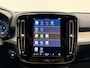Volvo XC40 B4 211pk Plus Dark / Harman&Kardon / Elektr. Stoelen / 19'' + All Season / Elektr. Trekhaak / Noodreservewiel / Keyless / BLIS / ACC / Verw. Voorruit /
