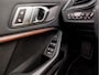 BMW 2-serie Gran Coupé 218i Sport Automaat (APPLE CARPLAY, M STUUR, GROOT NAVI, LEDER, GETINT GLAS, SFEERVERLICHTING, SPORTSTOELEN, DAB+, CRUISE, LED KOPLAMPEN, NIEUWSTAAT)