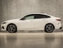BMW 2-serie Gran Coupé 218i Sport Automaat (APPLE CARPLAY, M STUUR, GROOT NAVI, LEDER, GETINT GLAS, SFEERVERLICHTING, SPORTSTOELEN, DAB+, CRUISE, LED KOPLAMPEN, NIEUWSTAAT)