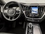 Volvo XC60 2.0 T8 Twin Engine AWD Inscription 391Pk Automaat (PANORAMADAK, APPLE CARPLAY, HARMAN/KARDON, MEMORY SEATS, ZWART HEMEL, STOELVERWARMING VOOR/ACHTER, LUXE LEDER, TREKHAAK, CAMERA, STUURWIEL VERWARMD, NIEUWSTAAT)