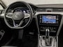 Volkswagen Passat Variant 1.4 TSI PHEV GTE 218Pk Automaat (VIRTUAL COCKPIT, GROOT NAVI, TREKHAAK, STOELVERWARMING, CAMERA, KEYLESS, SPORTSTOELEN, GETINT GLAS, ELEK ACHTERKLEP, NIEUWSTAAT)