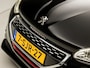Peugeot 208 1.6 THP GTi 200Pk (PANORAMADAK, NAVIGATIE, CLIMATE, JBL AUDIO, LEDER, ZWART HEMEL, SPORTSTOELEN, CRUISE, PARKEERSENSOREN, NIEUWSTAAT)