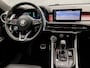 Alfa Romeo Tonale 1.5T Hybrid Sprint Automaat (VIRTUAL COCKPIT, APPLE CARPLAY, GROOT NAVI, STOELVERWARMING/KOELING, LEDER, 360 CAMERA, HARMAN/KARDON, KEYLESS, ELEK ACHTERKLEP, ADAPTIVE CRUISE, NIEUWSTAAT)