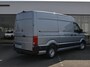 Volkswagen Crafter Bedrijfswagens 35 Trendline 2.0 TDI 140pk L3H3 · Tussenschot · Trekhaak · Alarm · P-Sensoren · Cruise Control · Camera · Apple/Android Car Play · Garantie t/m 22-12-2028 of 120.000km