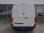 Volkswagen Crafter Bedrijfswagens 30 2.0 TDI 140pk Trendline L3H2 · Camera · Tussenschot · Trekhaak · Apple/Android Car Play · P-Sensoren · Garantie t/m 22-12-2028 of 100.000km