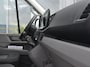 Volkswagen Crafter Bedrijfswagens 30 2.0 TDI 140pk Trendline L3H2 · Camera · Tussenschot · Trekhaak · Apple/Android Car Play · P-Sensoren · Garantie t/m 22-12-2028 of 100.000km