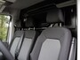 Volkswagen Crafter Bedrijfswagens 35 2.0 TDI 140pk Highline L3H3 · Camera · Trekhaak · Apple/Android Car Play · Tussenschot · Alarm · Verwarmbare Voorruit · Garantie t/m 22-12-2028 of 120.000km