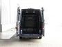 Volkswagen Crafter Bedrijfswagens 35 2.0 TDI 140pk Highline L3H3 · Camera · Trekhaak · Apple/Android Car Play · Tussenschot · Alarm · Verwarmbare Voorruit · Garantie t/m 22-12-2028 of 120.000km