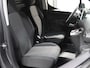 Opel Combo-e Electric 136PK L1 50kWh | NIEUW! | AppleCarplay/AndroidAuto | Parkeersensoren | Airco | Armsteun | Navigatie | Camera | Houtenlaadvloer | Cruise Control | Bluetooth | Mistlampen | Zijschuifdeur Rechts |