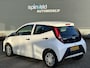 Toyota Aygo 1.0 VVT-i x-fun BJ`20 NAP NL Dealer ond. LED BTW AUTO