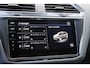 Volkswagen Tiguan 1.4 TSI eHybrid R-Line Plug in hybride*VW Fabrieksgarantie t/m04-2027*Perfect Onderh.*Elek. Trekhaak/IQ Drive/IQ Light/ACC/360 Camera/Dodehoek/Apple Carplay-Android/Digi. Cockpit/Stoelverw.V+A/Stuurverw./Half Leder/Parkeersens.V+A/19 inch LM*