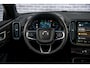 Volvo EX40 Single Motor 70 kWh Plus Black Edition | Pixel LED koplampen | Elektrische stoelverstelling | Warmtepomp | 360 camera | Harman Kardon audio | Stoel- en stuurwielverwarming | LED mistlampen | Getint glas |