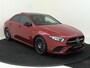 Mercedes-Benz A-klasse 180 Premium Plus /Panoramadak /Burmester /19 Inch /Nightpakket