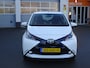 Toyota Aygo 1.0 VVT-i x-play Airco, achteruitrijcamera, elektrische ramen, centrale vergrendeling, telefoonbereiding, enz.