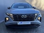 Hyundai Tucson 1.6 T-GDI HEV i-Motion Automaat / Fabrieksgarantie tot 02-2028 **/ Dealer onderhouden / 1.650kg trekgewicht / Navigatie / Achteruitrijcamera / Apple Carplay Android / 17" LM wielen /