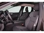 Volvo XC60 T6 Recharge AWD Core Bright - Panorama/schuifdak - IntelliSafe Assist & Surround - Adaptieve LED koplampen - Parkeercamera achter - Verwarmde voorstoelen, stuur & achterbank - Parkeersensoren voor & achter - Draadloze tel. lader - 18' LMV