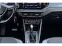 Volkswagen Polo 1.0 TSI Highline / Nederlandse Auto / Eerste Eigenaar / Adaptieve Cruise Control / Parkeercamera achter / Climate control / Navigatie & Apple Car Play / Alarm Klasse 3 / 17 inch Licht metalen velgen