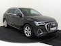 Audi Q3 45 TFSI e S edition | Parkeersensoren | Dodehoek detectie | Adaptieve cruise control | Stoelverwarming | CarPlay | Audi virtual cockpit | Electronic climate control |