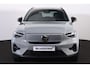 Volvo EX40 Extended Range Plus 82 kWh - IntelliSafe Assist & Surround - 360º Camera - Verwarmde voorstoelen, stuur & achterbank - Parkeersensoren voor & achter - Elektr. bedienb. bestuurdersstoel met geheugen - Draadloze tel. lader - Warmtepomp - Extra getint glas - Elektr. inklapbare trekhaak - 19' LMV