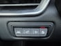 Renault Clio 1.0 TCe Intens Handgeschakeld / Allseason banden / Pack winter / Pack Easy Link / Apple Carplay Android Auto / Stuur-, en Stoel verwarming / Cruise control / Navigatie / Keyless Entry/Start / Draadloze telefoon lader /