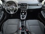 Renault Clio 1.0 TCe Intens Handgeschakeld / Allseason banden / Pack winter / Pack Easy Link / Apple Carplay Android Auto / Stuur-, en Stoel verwarming / Cruise control / Navigatie / Keyless Entry/Start / Draadloze telefoon lader /