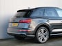 Audi Q5 50 TFSIe 367pk quattro Design Pro Line Plus Luchtvering / S-Line / Adaptive cruise / 20 inch