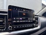 Kia Stonic 1.0 T-GDI MHEV 100pk DynamicPlusLine | Stoel/Stuurwielverwarming | Navigatie | Climate Control | Camera | Lichtmetalen Velgen |