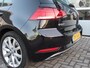 Volkswagen Golf 1.5 TSI Highline|Carplay|Stoelverwarming|Parkeersensoren V/A|Navigatie.