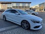 Mercedes-Benz CLA Shooting Brake 180 122PK AMG AUTOMAAT :NAVI/LED/P-CAM/1.EIG -/ MEDIA/2XPDC/LMV/BTA/STOELVERWARMING/NL AUTO - KM=NAP