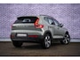 Volvo XC40 2.0 B4 Plus Dark | Trekhaak | Adaptive Cruise Control | Dode hoek detectie BLIS | Harman/Kardon audio | Elektrische stoelverstelling | Stoel- en stuurverwarming | Verwarmde Voorruit |