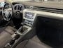 Volkswagen Passat Variant 1.4 TSI Business Edition | LED koplampen adaptief | Cruise | PDC voor+achter | Clima | Navi | Stoelverwarming | ( Vesteging - Nieuwegein )