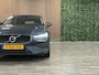 Volvo V60 B3 Essential Edition | Trekhaak | All Season Banden | Adaptieve Cruise Control | Stoelverwarming voor+achter | Stuurwielverwarming | Google Infotainment | Pilot Assist | BLIS Dode Hoek Detectie | Parkeercamera | Parkeersensoren voor+achter | Automatisch d