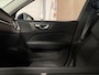 Volvo V60 B3 Essential Edition | Trekhaak | All Season Banden | Adaptieve Cruise Control | Stoelverwarming voor+achter | Stuurwielverwarming | Google Infotainment | Pilot Assist | BLIS Dode Hoek Detectie | Parkeercamera | Parkeersensoren voor+achter | Automatisch d