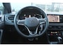 Volkswagen Polo 1.0 TSI R-Line Business 2x R-Line Automaat Navigatie/Virtual cockpit/Adaptive cruise control/Achteruitrijcamera/Parkeersensoren rondom/Apple carplay/Stoelverwarming/LED grill/IQ.light/Climate control/Draadloze telefoonlader/DAB/17''Lichtmetalen velgen.