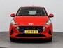 Hyundai i10 1.0 Comfort | Climate control | Stoel stuur verwarming | Camera | Cruise | Radio | Apple carplay & Android auto |