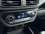 Hyundai i10 1.0 Comfort | Climate control | Stoel stuur verwarming | Camera | Cruise | Radio | Apple carplay & Android auto |
